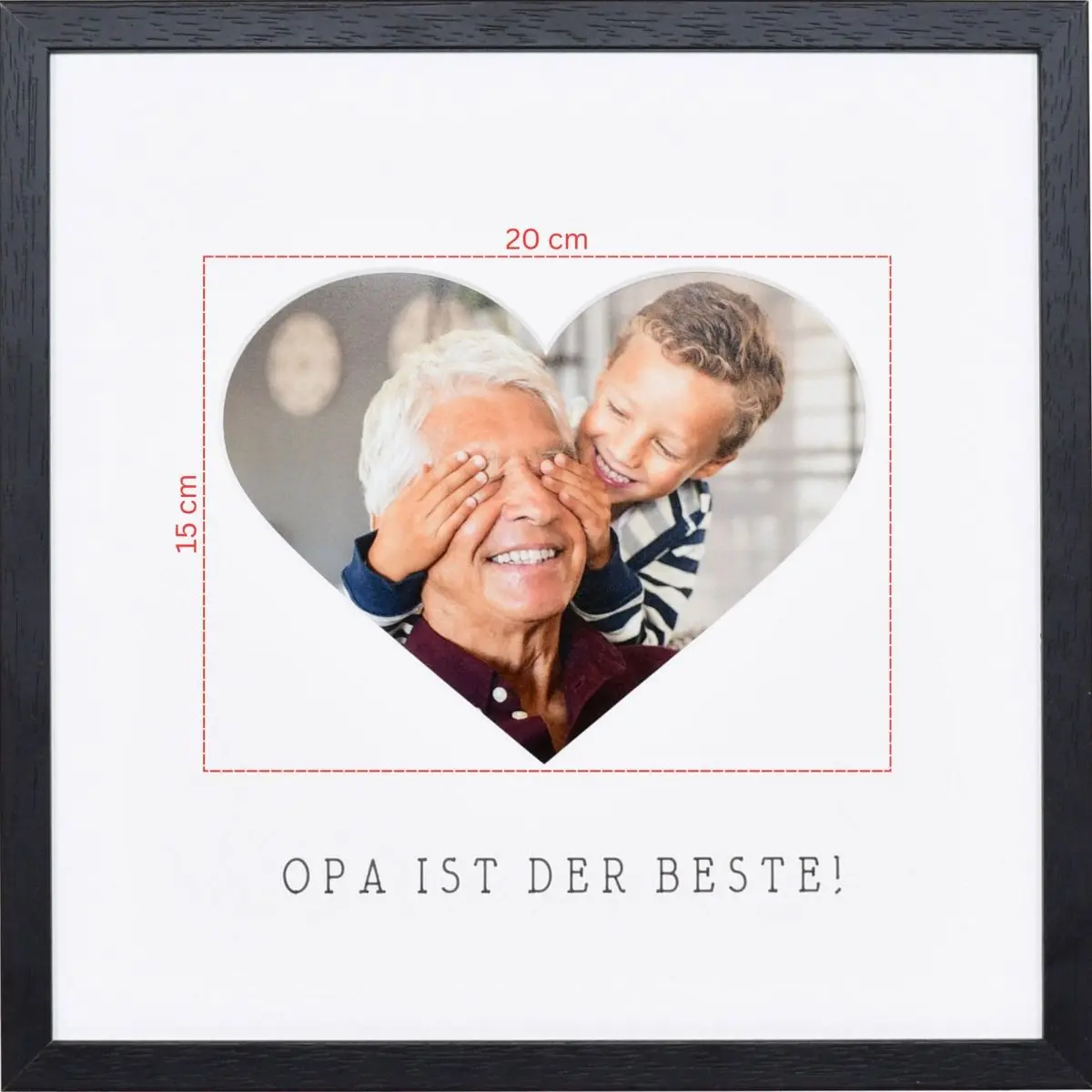 Skizze eines Fotos für ein herzförmiges Passeparpartout in schwarzem Bilderrahmen 30x30