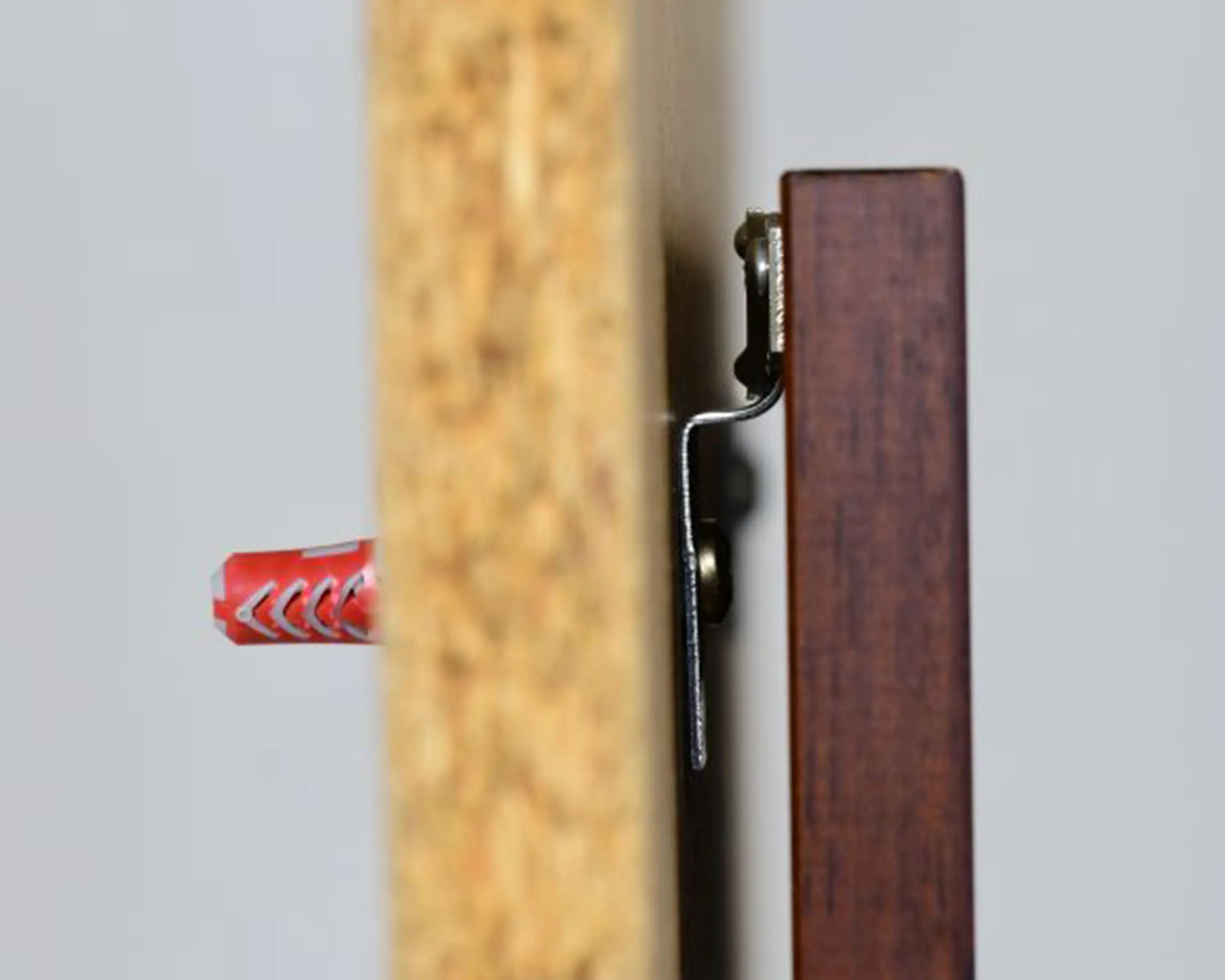 Diebstahlsicherung für Holzrahmen bis 50x70cm – Detailansicht