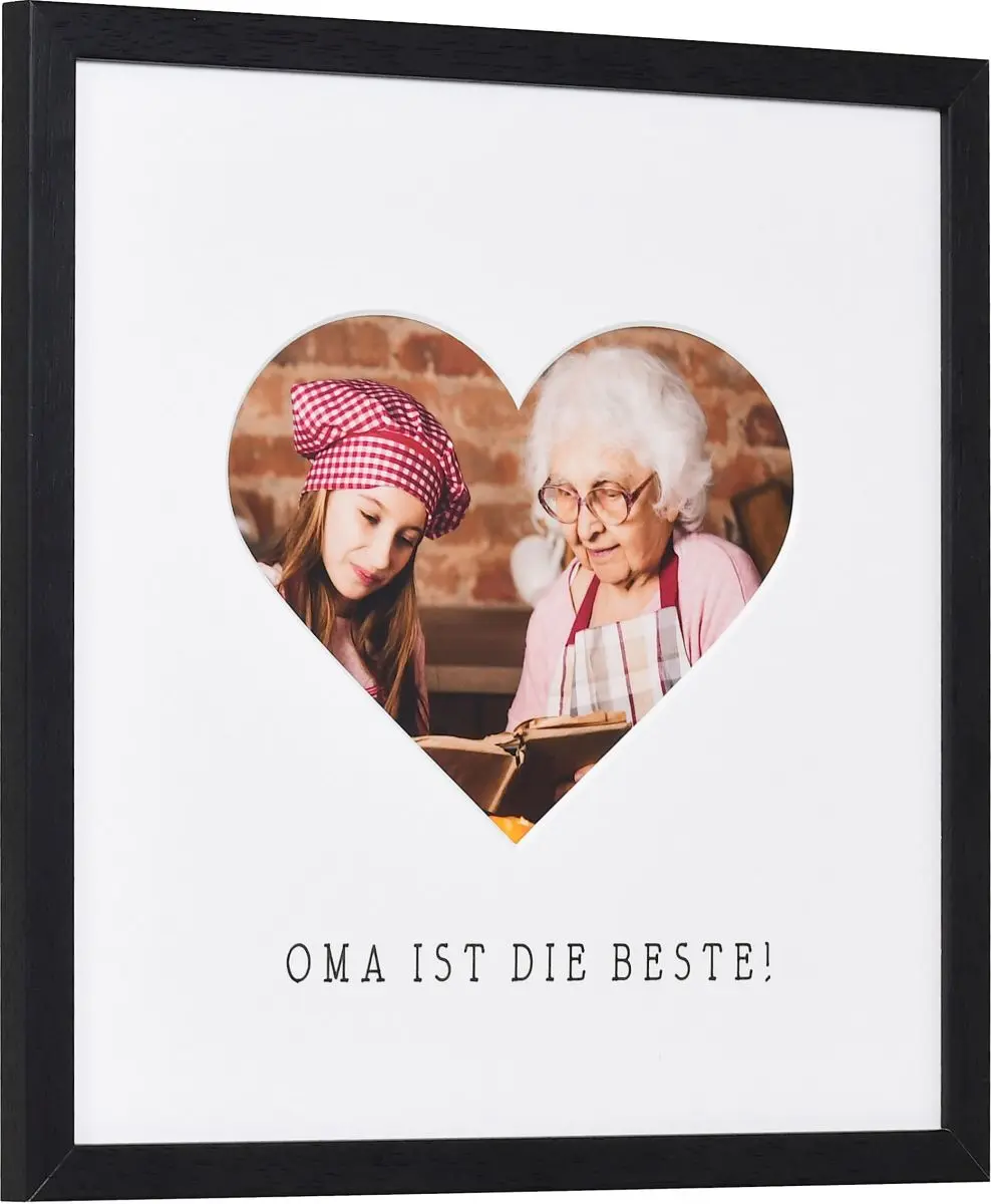 seitliche Ansicht eines Bilderrahmens mit Herzausschnitt für Oma in der Farbe Schwarz