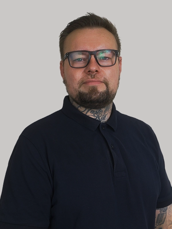 Chris, Einkaufsleitung