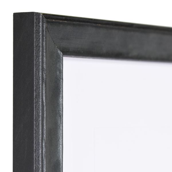 Ansicht der Ecke eines Holzrahmens in der Farbe Schwarz