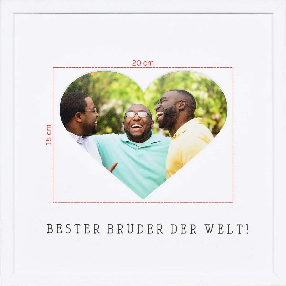 Skizze eines Fotos für ein herzförmiges Passeparpartout in weissem Bilderrahmen 30x30